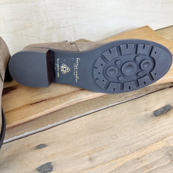 Bettye Muller Tan Suede Trinity Ankle Boot NEW 9.5 Bee Comfortable - Picture 4 of 8